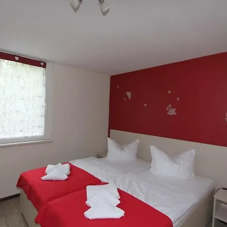 Daire Ueckeritz, Wald-eck - Dachgeschoss