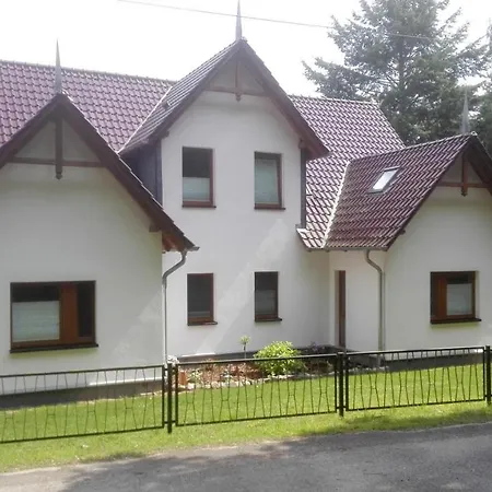 Ueckeritz, Wald-eck - Dachgeschoss Daire *