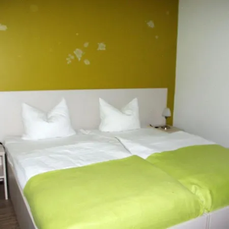 Ueckeritz, Wald-eck - Dachgeschoss *